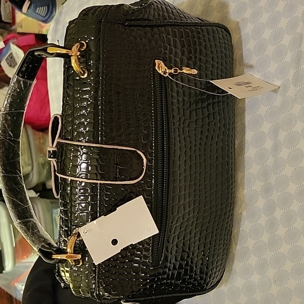 AMERImode Handbag - Picture 2 of 5